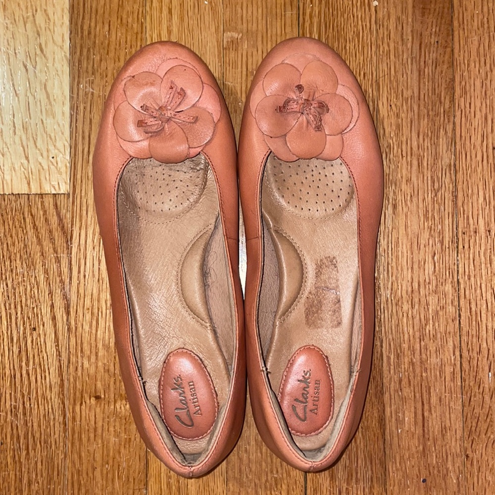 Clarks Peachy Pink Artisan Flat with Flower Detail